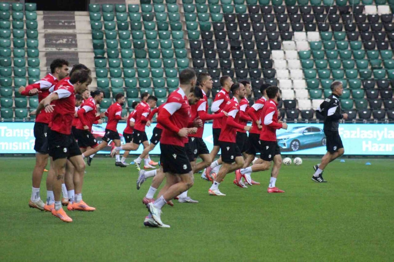 Gürcistan, 2026 FIFA Dünya Kupası elemeleri için Kocaeli Stadyumu'nda A