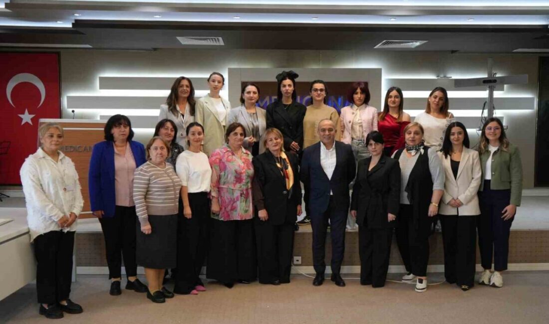 Samsun'daki Medicana International Hastanesi, Gürcistan'dan 16 sağlık çalışanını ağırlayarak hasta