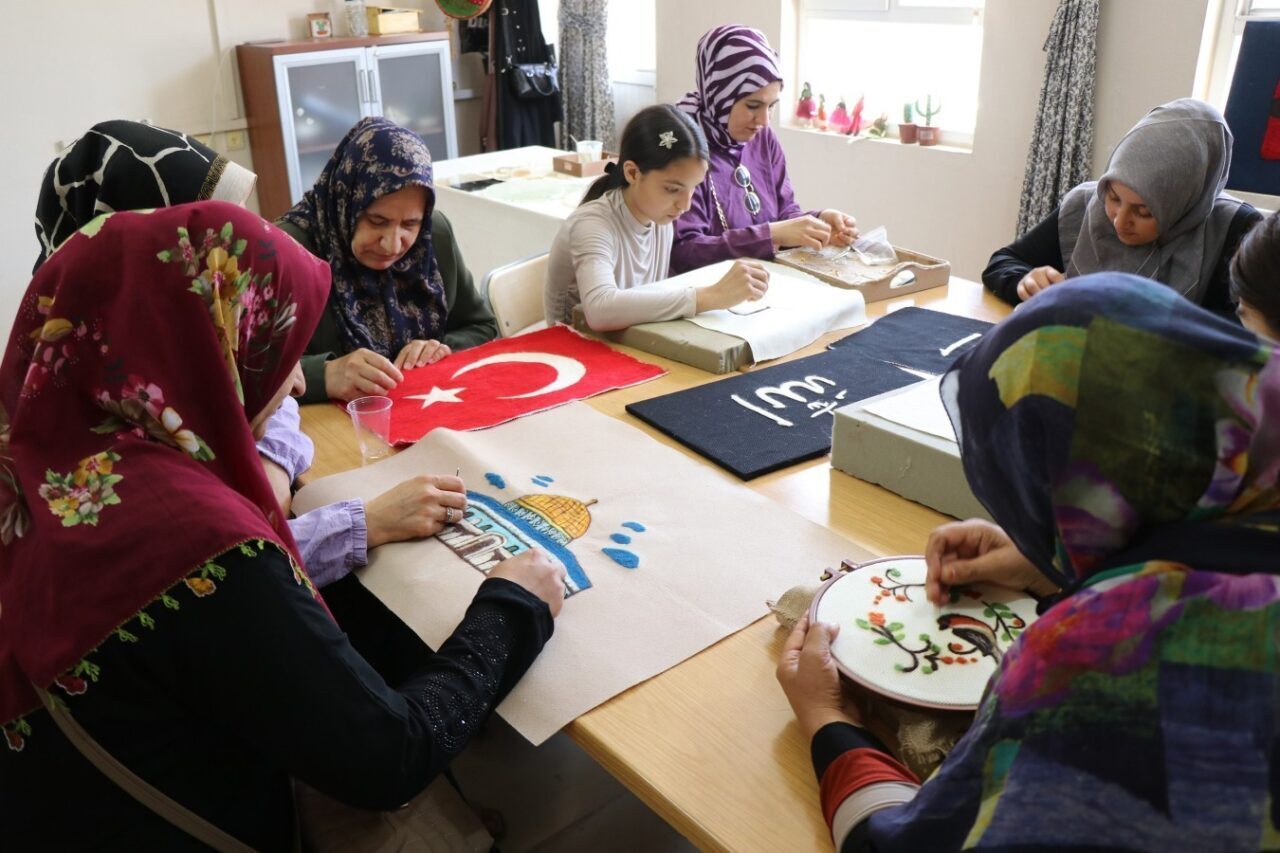 Haliliye Belediyesi, kadınların iş gücüne katılımını artırmak için yeni meslek