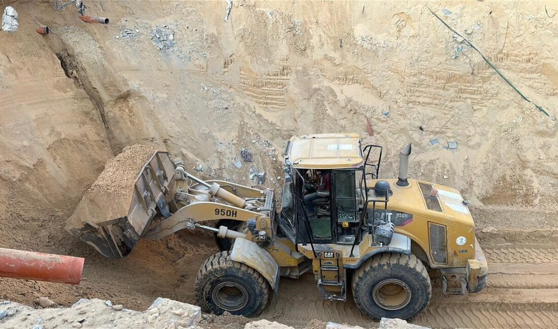 Hamas, Rehinelerin Bulunması İçin Gereken Ekipman Eksikliğini İsrail’e Yüklendi Hamas, İsrail ile varılan ateşkes sonrası, yer altı tünellerindeki rehinelerin