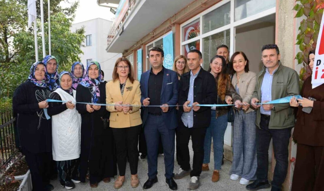 Hasanağa Mahallesi’nde Kadın Yardımlaşma ve Dayanışma Derneği Binası Açıldı Hasanağa Mahallesi'nde Kadın Yardımlaşma ve Dayanışma Derneği'nin yeni binası, Nilüfer