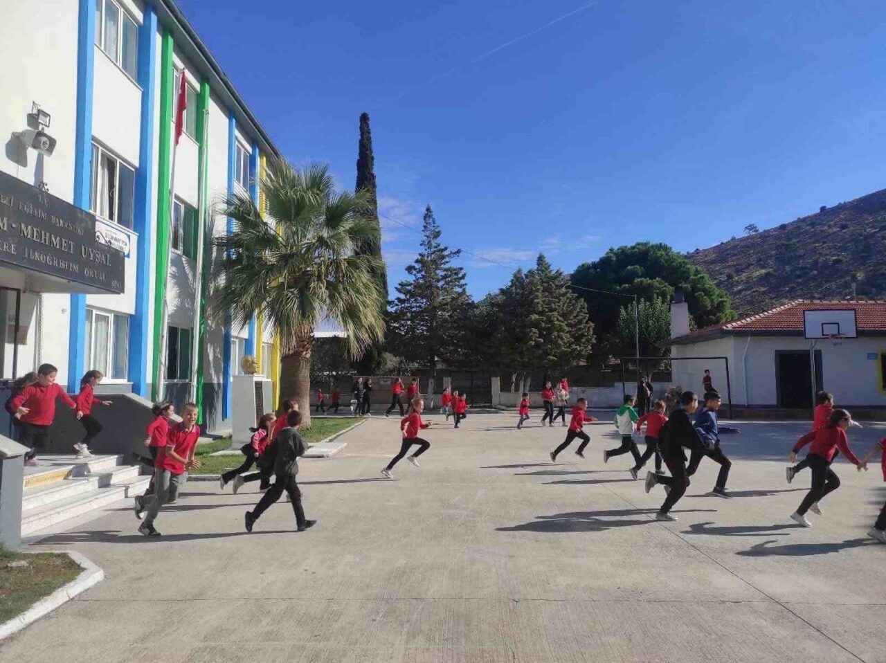 Millî Eğitim Bakanlığı'nın "Yeşil Vatan-Benim Okulum Geleceğe Çare" etkinlikleri kapsamında,