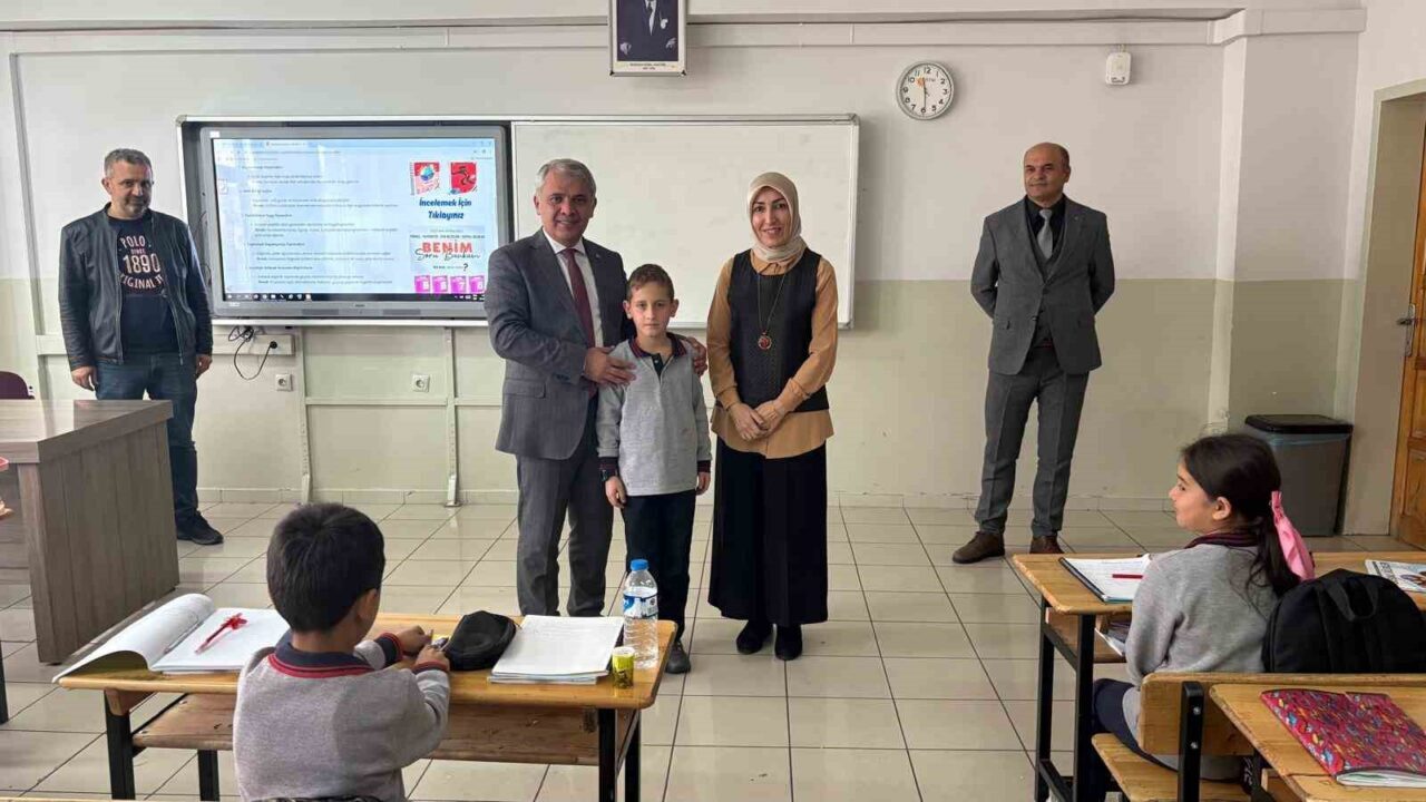 Boğulma Tehlikesi Geçiren Öğrenciye Yardım Eden Öğretmene Teşekkür Ziyareti Gerçekleştirildi