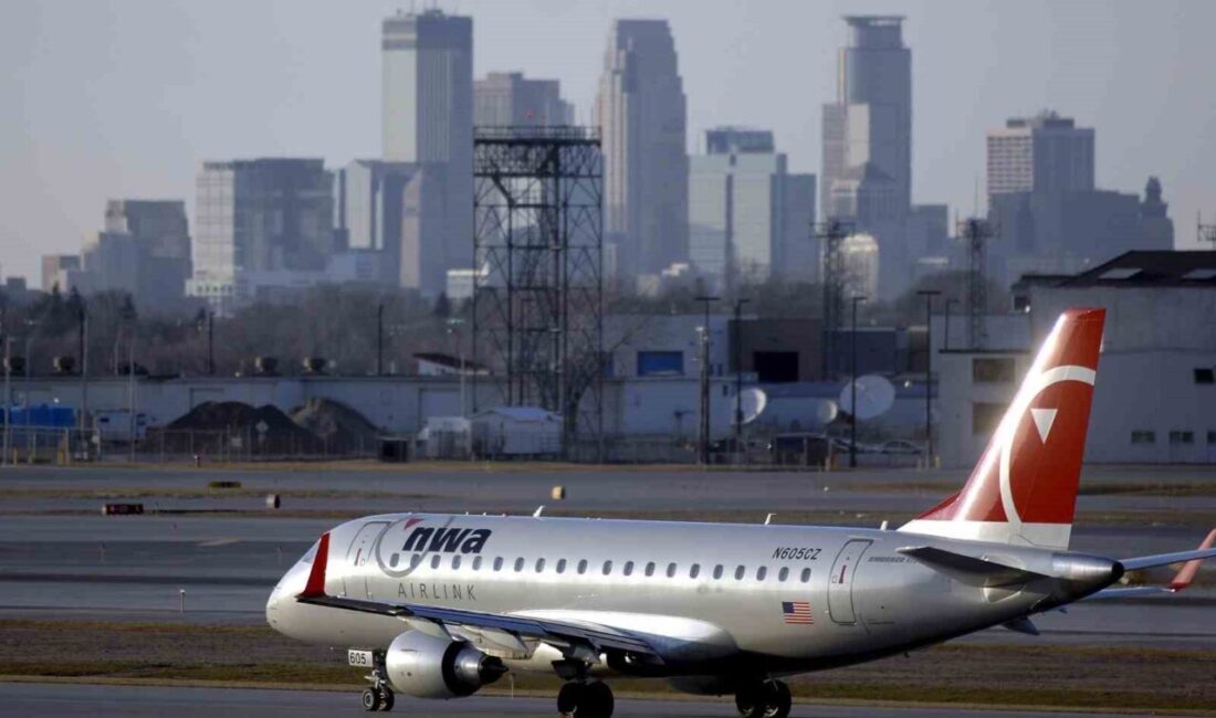 Federal Hükümetin Kapatılması, 60 Bin Sivil Havacılık Çalışanını Maaşsız Bıraktı ABD hükümetinin bütçe krizinden dolayı kapanması, sivil havacılıkta 60 bin