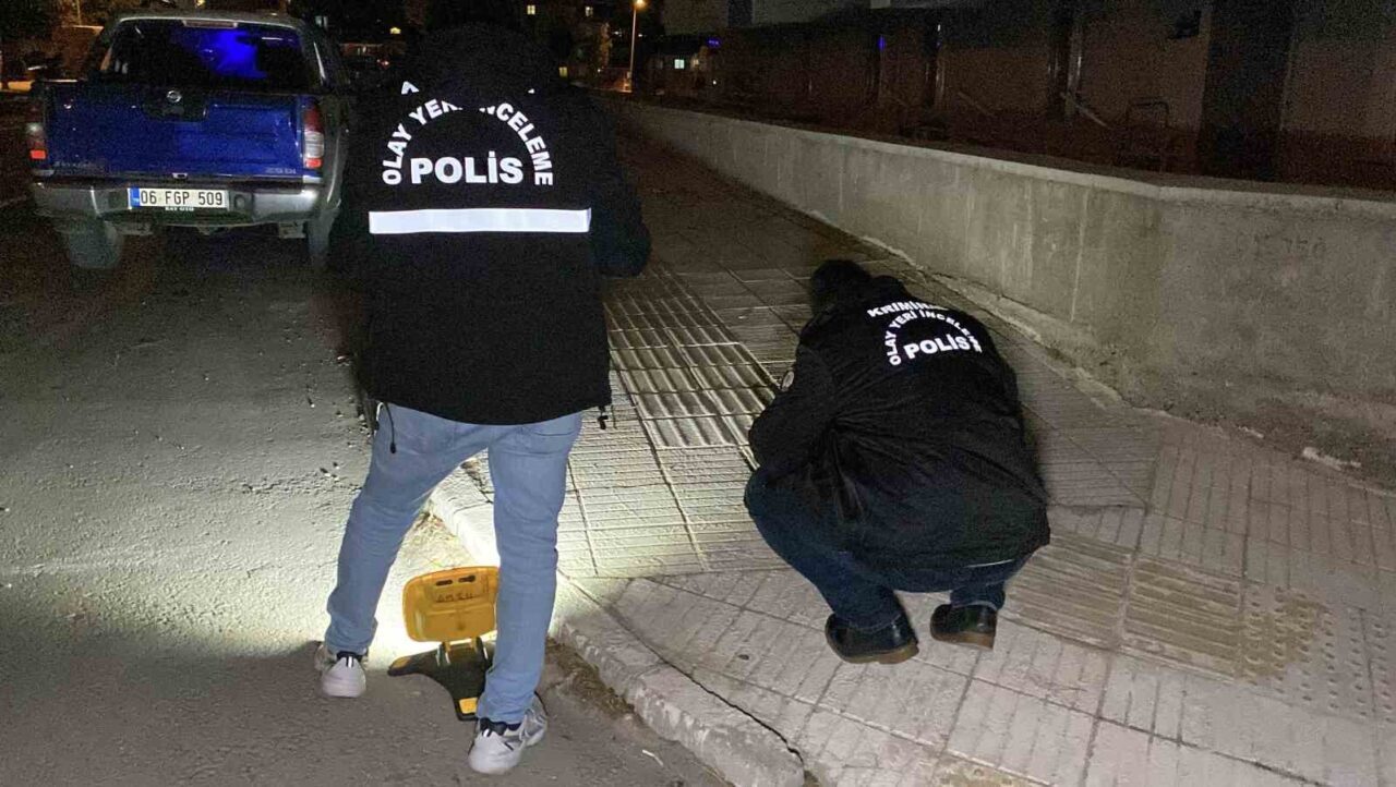 Çorum'da husumetli iki grup arasında meydana gelen silahlı saldırıda, E.Ö.