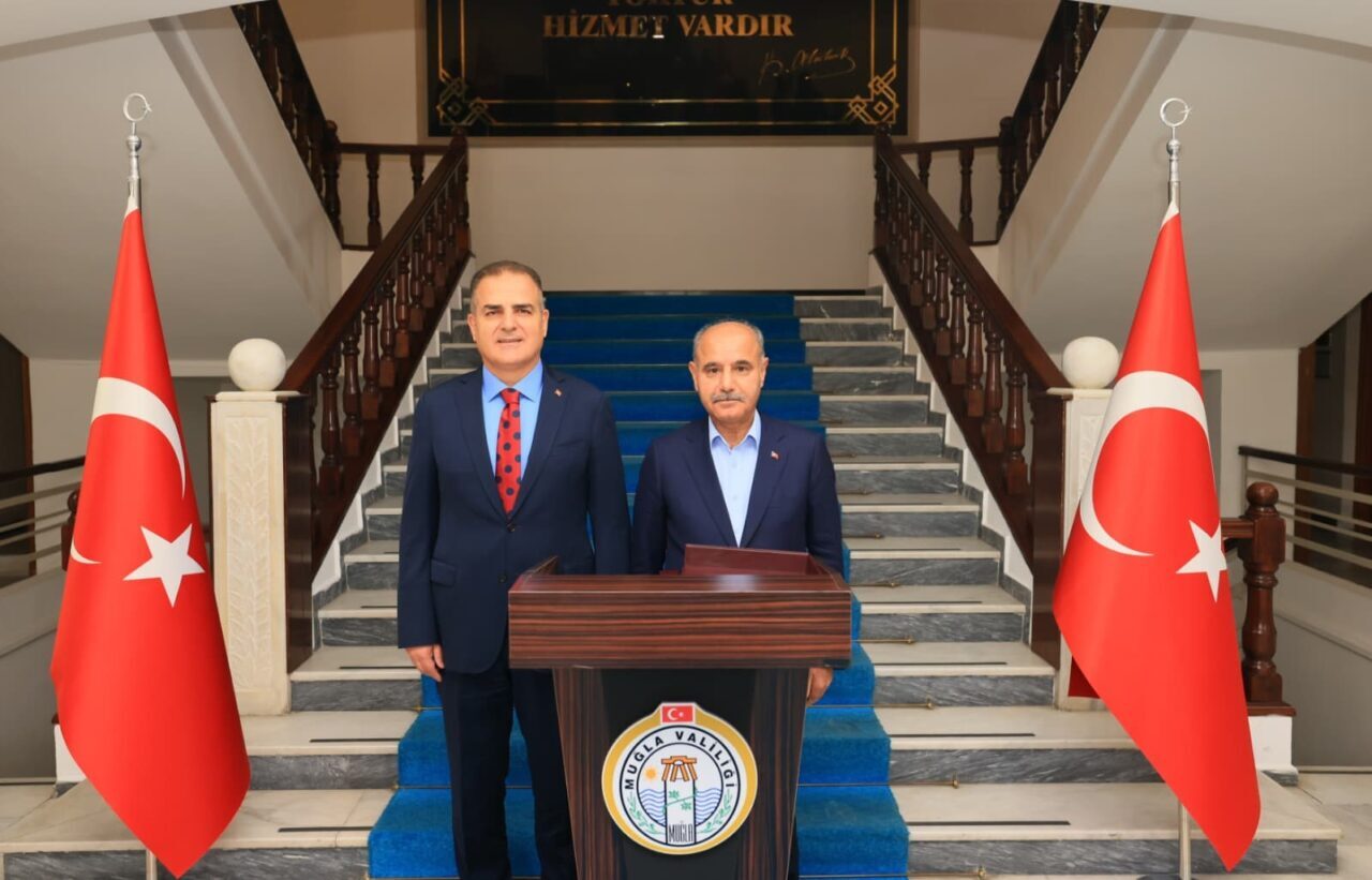 Muğla'da incelemelerde bulunan İçişleri Bakan Yardımcısı Mehmet Aktaş, Vali Dr.