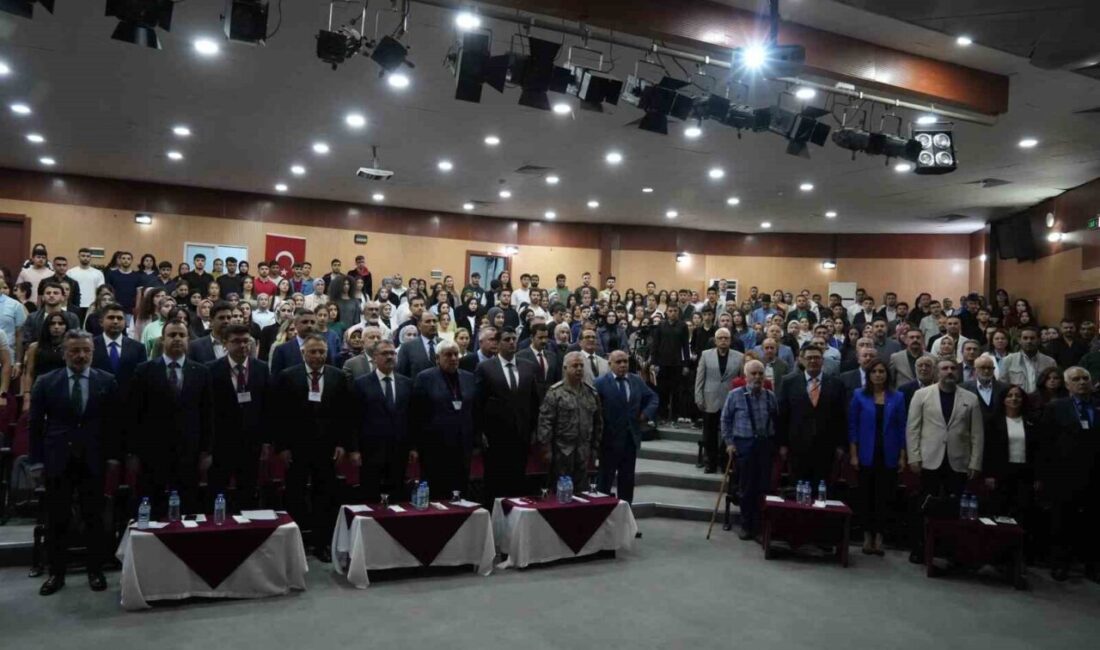 Iğdır Üniversitesi'nde gerçekleşen "Uluslararası Dede Korkut Konferansı"nda Dede Korkut'un kültürel