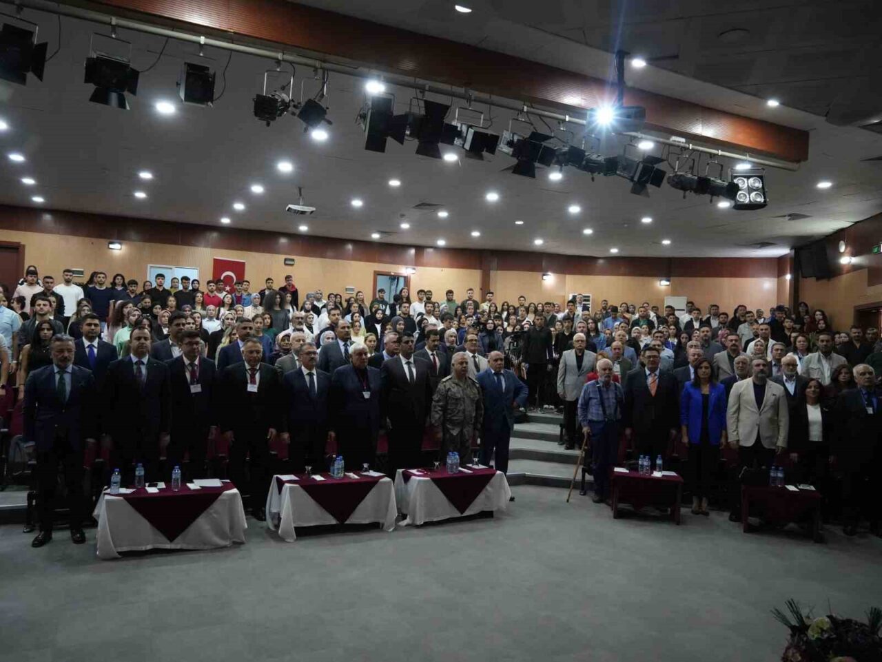 Iğdır Üniversitesi'nde gerçekleşen "Uluslararası Dede Korkut Konferansı"nda Dede Korkut'un kültürel