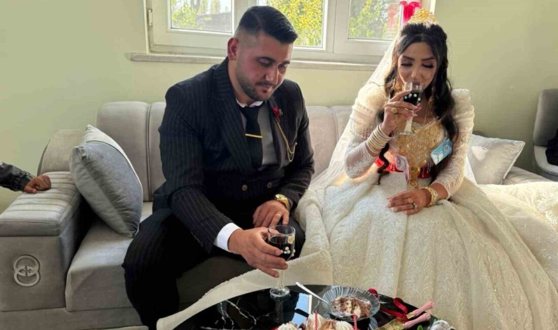 Iğdır’da İranlı Gelin, Yerel Düğün Geleneklerini Uygulayarak Geleneksel Ritüellere Hayat Verdi Iğdır'da Paniz Hüseyinzade ve Murat Akkahraman'ın düğününde, İran kültürüne ait