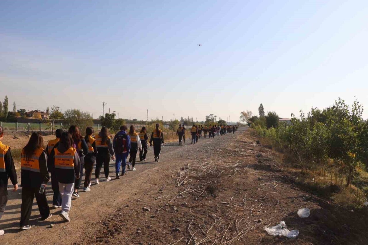 Iğdır'ın Küllük köyünde kaybolan 80 yaşındaki Alzheimer hastası emekli öğretmen