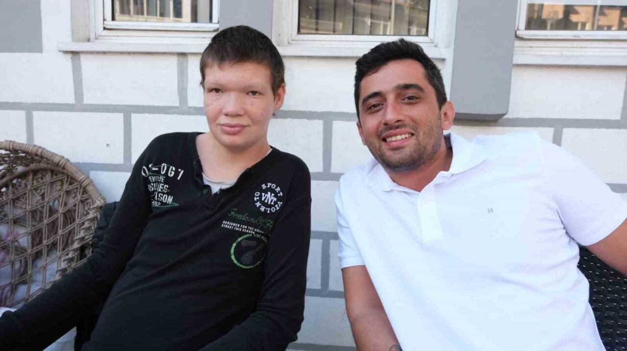 Zonguldak’ın Çaycuma ilçesinde yaşayan Serpil Çınar, engelli oğlu Mehmet Kala