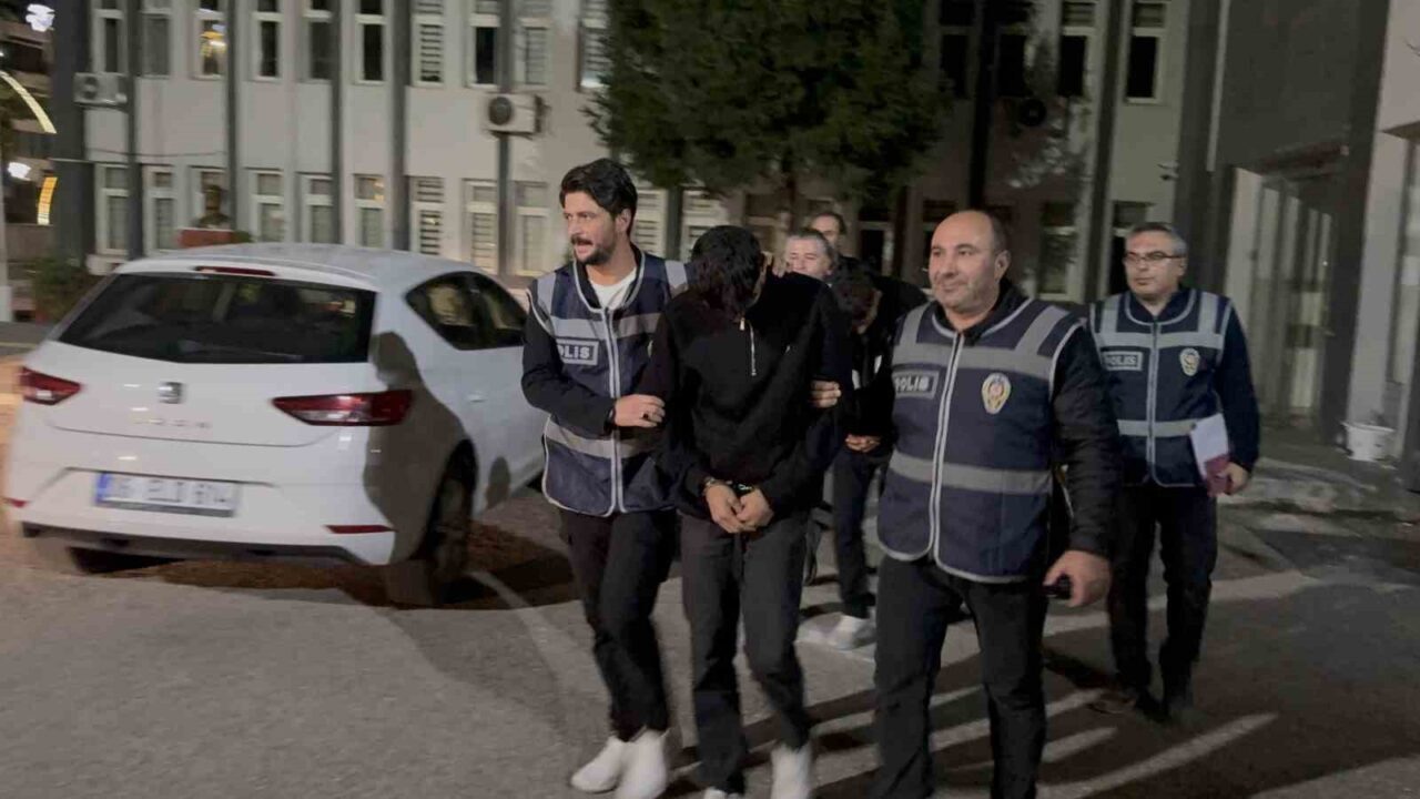 Tokat'ta iki kişiyi "terör örgütü soruşturması" bahanesiyle dolandıran A.A. ve