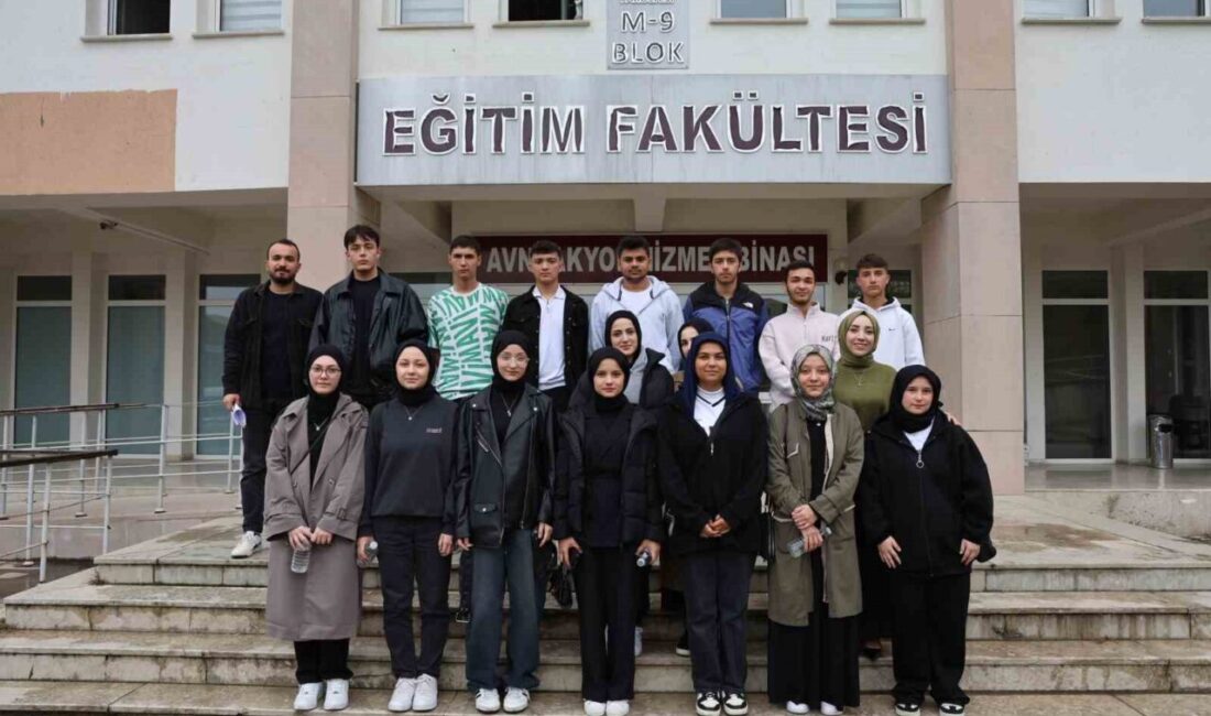 Düzce Üniversitesi, Kaynaşlı Anadolu İmam Hatip Lisesi'nden 12. sınıf öğrencilerine