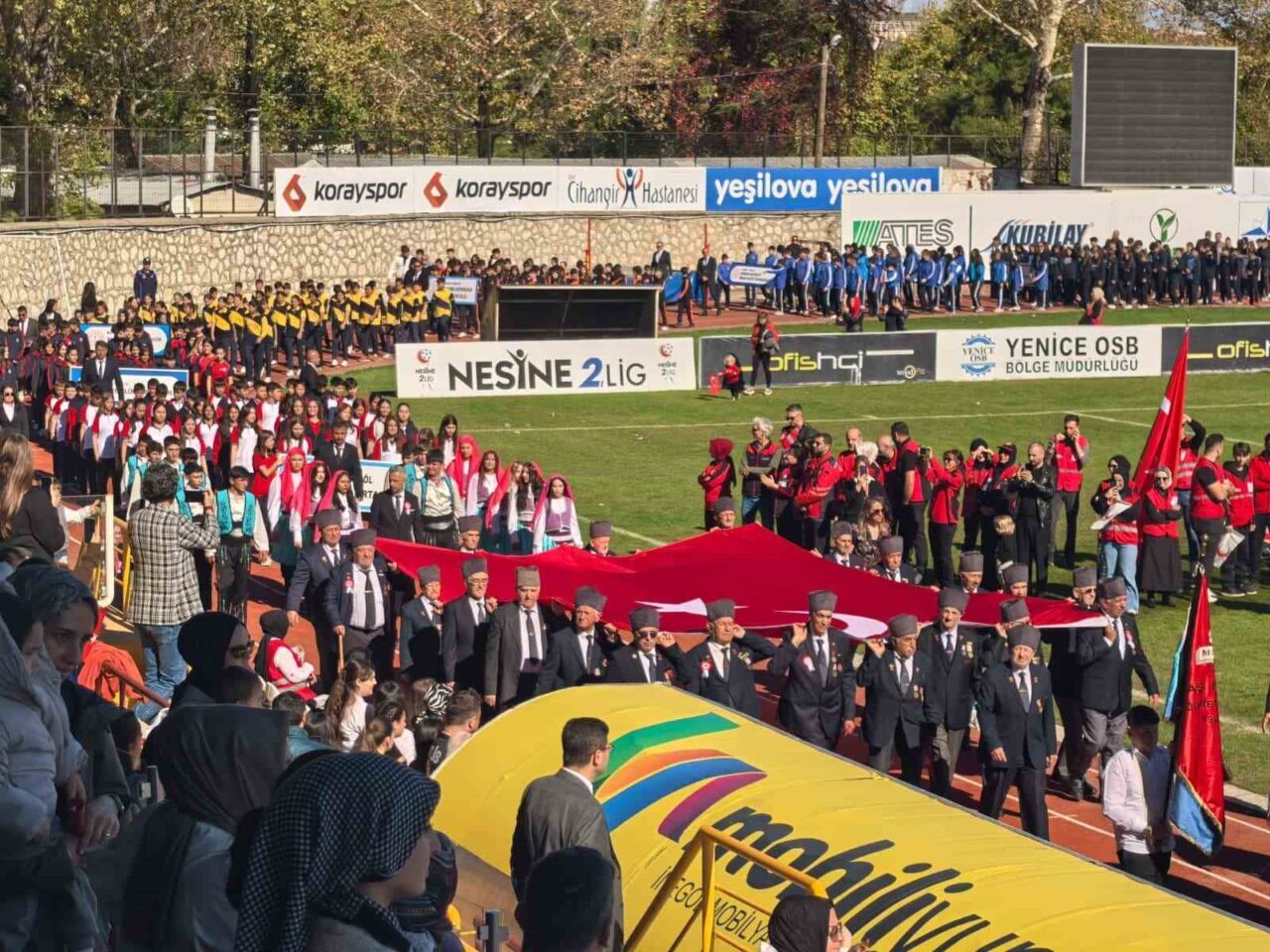 Bursa'nın İnegöl ilçesinde Cumhuriyet'in 102. yıl dönümü, 17 yıl aradan