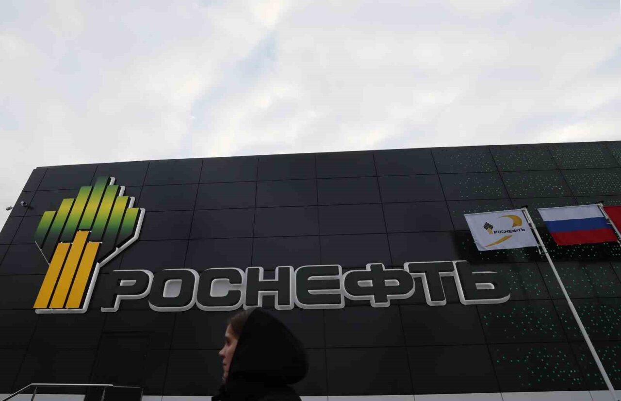 İngiltere Maliye Bakanı Rachel Reeves, Rusya'nın Lukoil ve Rosneft gibi