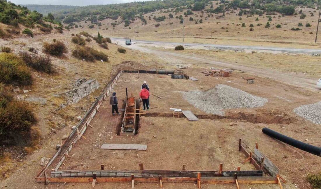 İnönü Belediyesi, Oklubalı Mahallesi’nde Koyun Yıkama Tesisi İnşaatına Başladı İnönü Belediyesi, Oklubalı Mahallesi'nde koyun yıkama yeri inşaatına başladı. Belediye