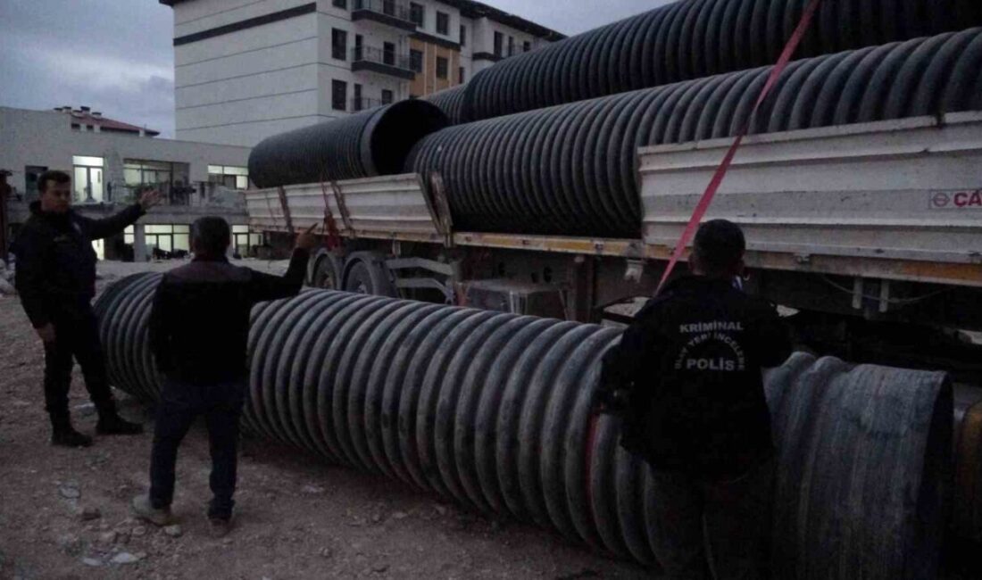 Malatya'nın Battalgazi ilçesinde, inşaat malzemesi taşıyan 54 yaşındaki Mehmet Y.,