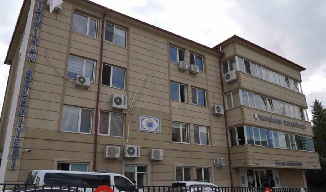 Kırıkkale'de Yahşihan Belediyesi'ne yönelik "irtikap" soruşturmasında tutuklanan Belediye Başkanı Ahmet