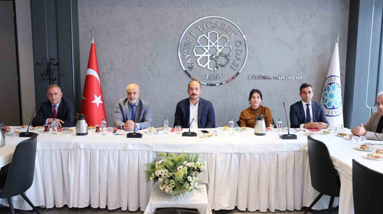 Kayseri Ticaret Odası, SGK ile ortak bir toplantı düzenleyerek iş