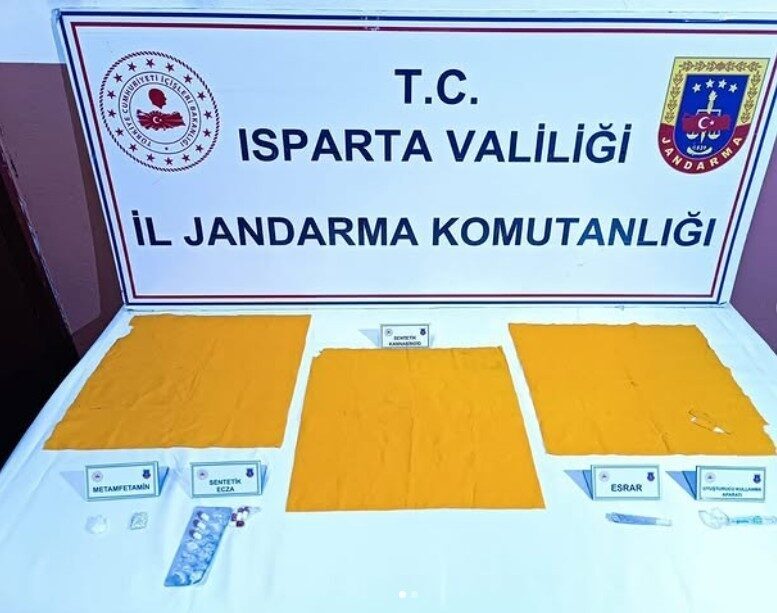 Isparta İl Jandarma Komutanlığı, 24-25 Ekim tarihlerinde uyuşturucu madde ticaretine