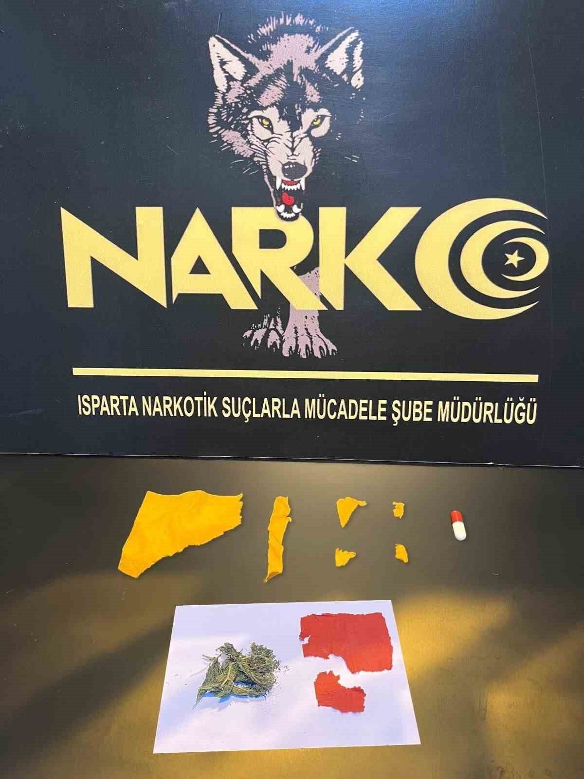 Isparta’da Narkotik Ekiplerinin Düzenlediği Operasyonlarda Uyuşturucu Madde Ele Geçirildi, İki Şüpheli Gözaltında