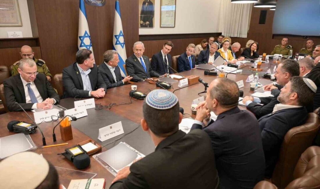 İsrail hükümeti, Hamas ile varılan anlaşmanın Gazze Planı'nın ilk aşamasını