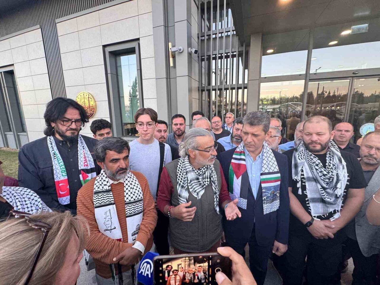 Gazze'ye insani yardım götürmek amacıyla yola çıkan Küresel Sumud Filosu'ndaki