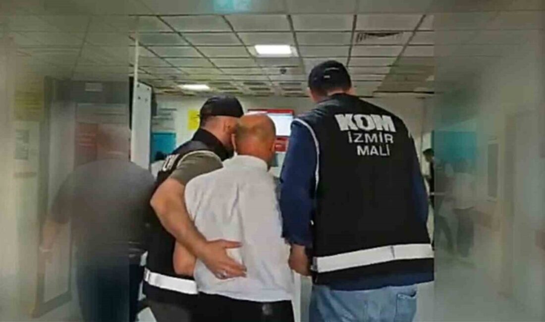 İzmir'de İZBETON'a yönelik yürütülen yolsuzluk soruşturmasında eski Büyükşehir Belediye Başkanı