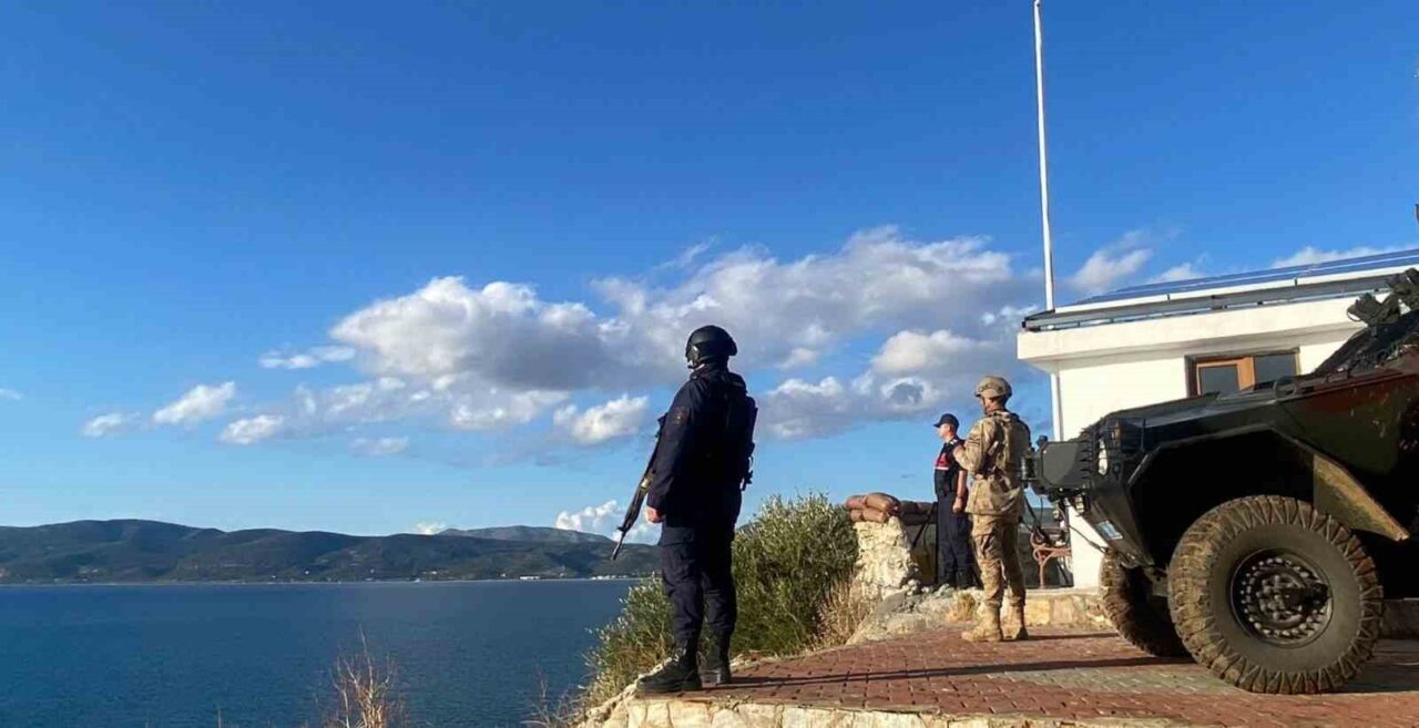 Aydın'da jandarma ekipleri, 17 ilçede düzenledikleri operasyonla 32 düzensiz göçmeni