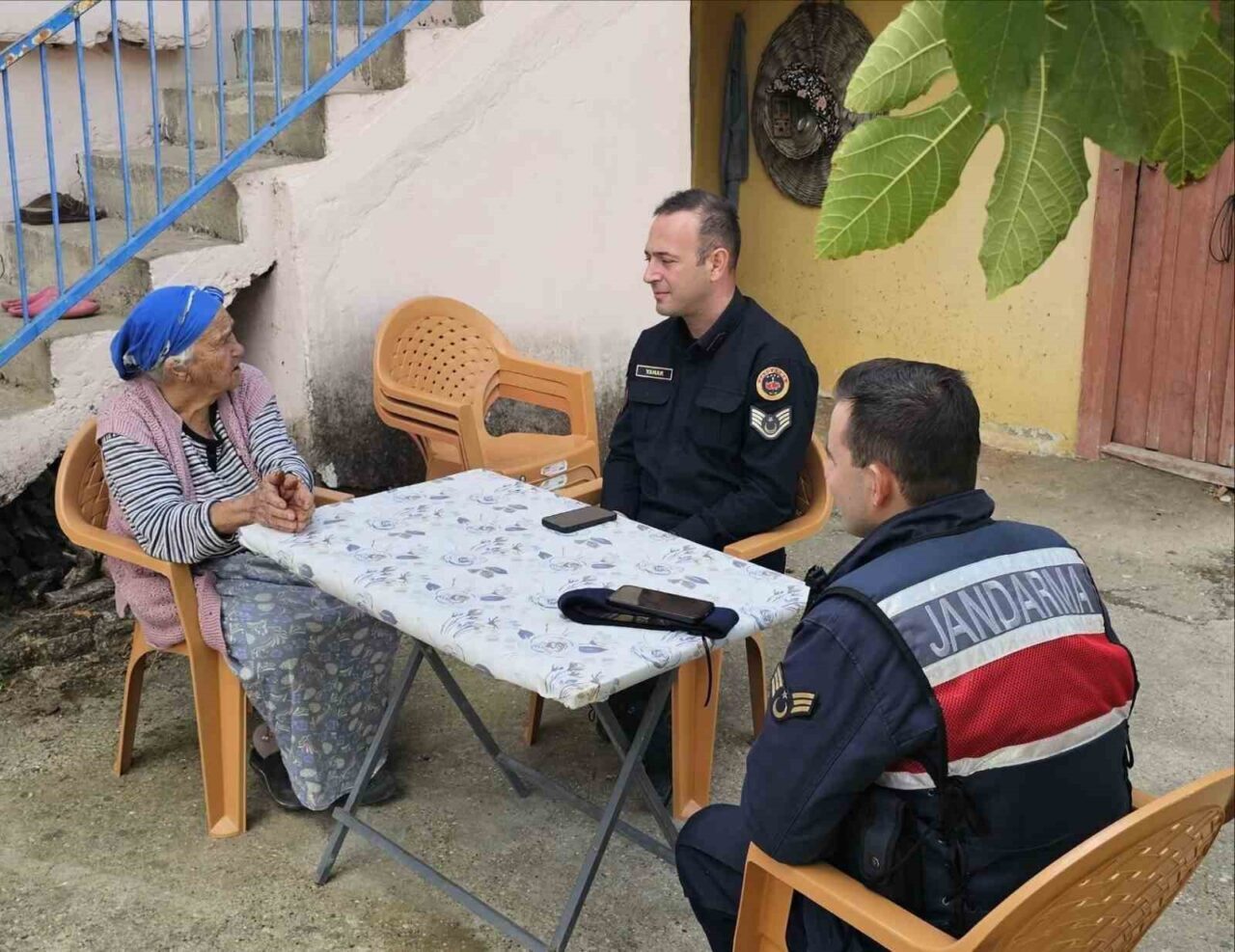 Aydın İl Jandarma Komutanlığı, Bozdoğan Kemer Jandarma Karakolu personeli ile