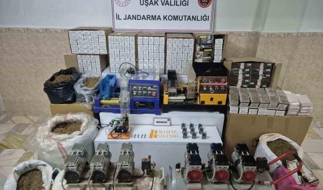 Uşak’ta jandarma operasyonunda uyuşturucu ve kaçak tütün maddeleri ele geçirildi Uşak'ta jandarma, D.Ç. adlı şahsın evinde düzenlediği operasyonda uyuşturucu madde