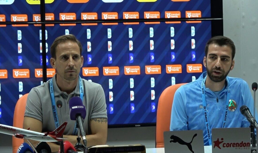 Corendon Alanyaspor'un Teknik Direktörü Joao Pereira, Göztepe'yi 1-0 yenmenin önemli