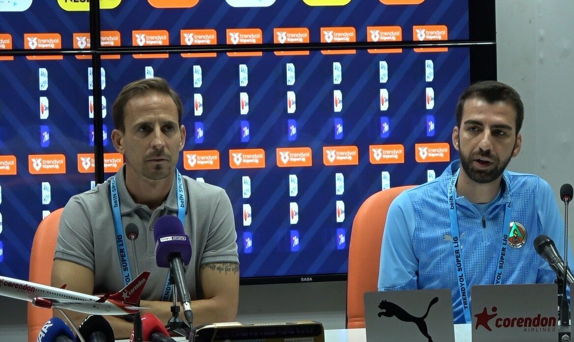 Corendon Alanyaspor'un Teknik Direktörü Joao Pereira, Göztepe'yi 1-0 yenmenin önemli