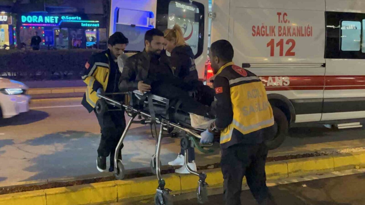 Eskişehir'de bir kafede bıçaklı saldırıya uğrayan ve bacağından yaralanan şahıs,