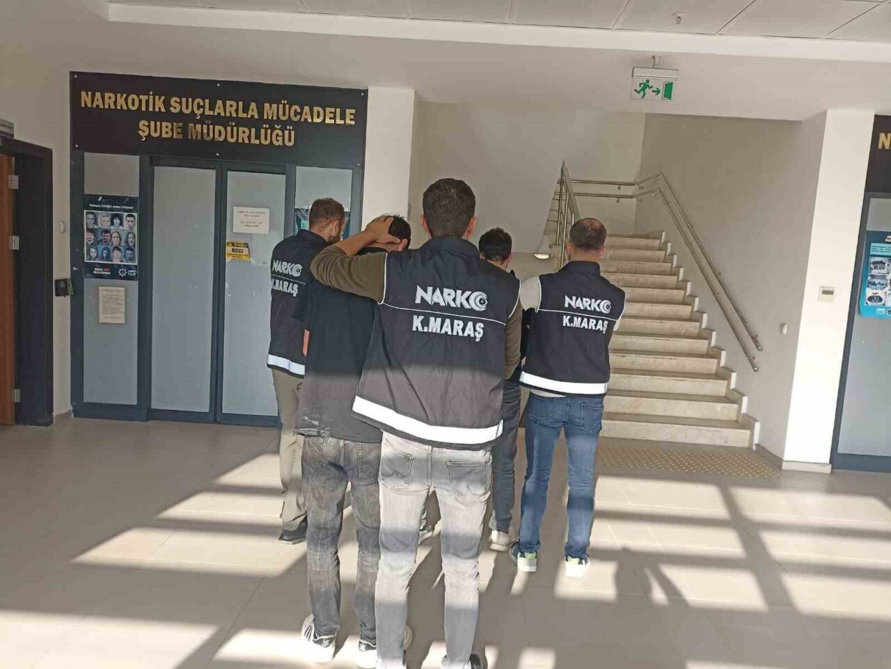 Kahramanmaraş'ta düzenlenen narkotik operasyonunda 3 uyuşturucu taciri yakalandı. Yapılan aramada