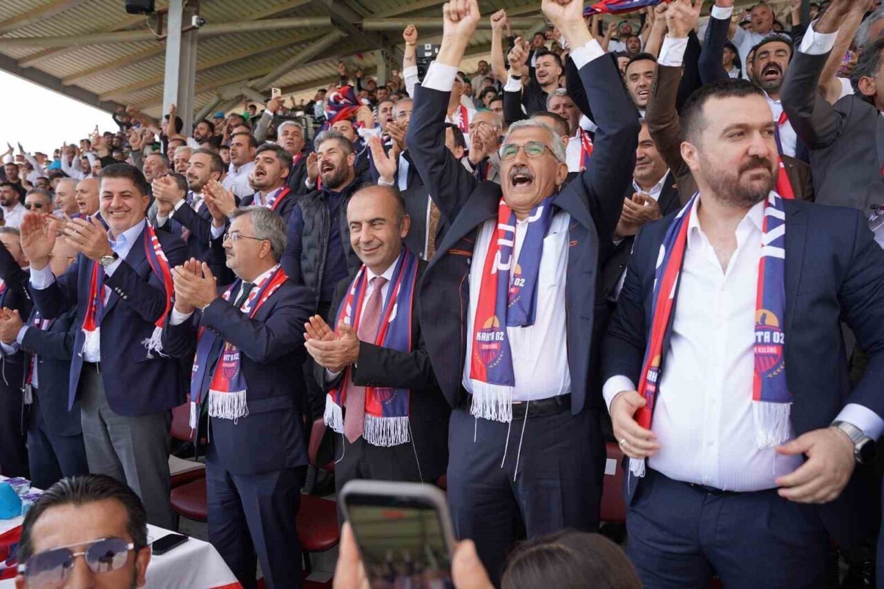 Kahta 02 Spor, Kasımpaşa’yı 3-1 Yenerek Ziraat Türkiye Kupası’nda Tarihi Bir Başarıya İmza Attı
