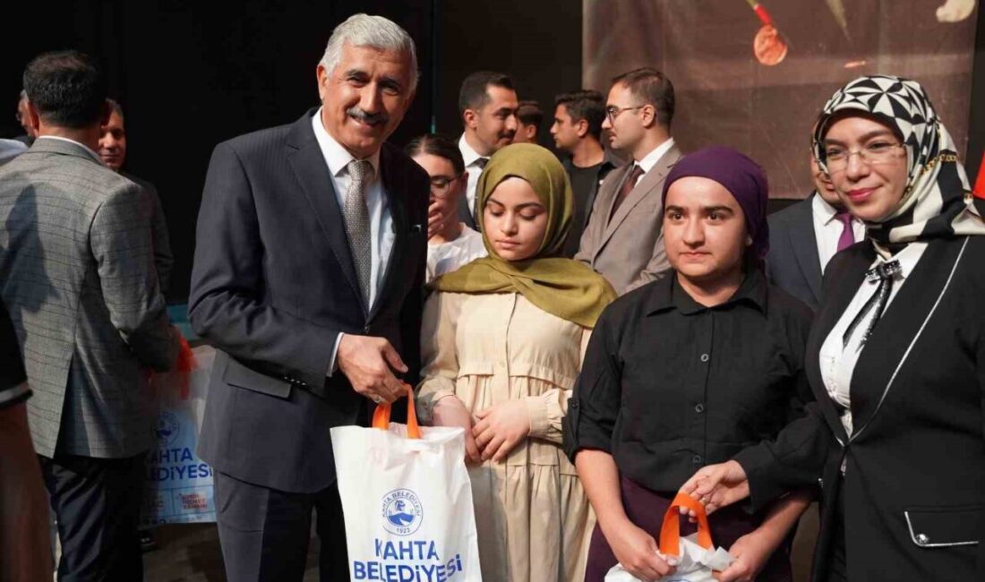 Adıyaman'ın Kahta Belediyesi, diyabet konusunda farkındalığı artırmak amacıyla seminer düzenledi.