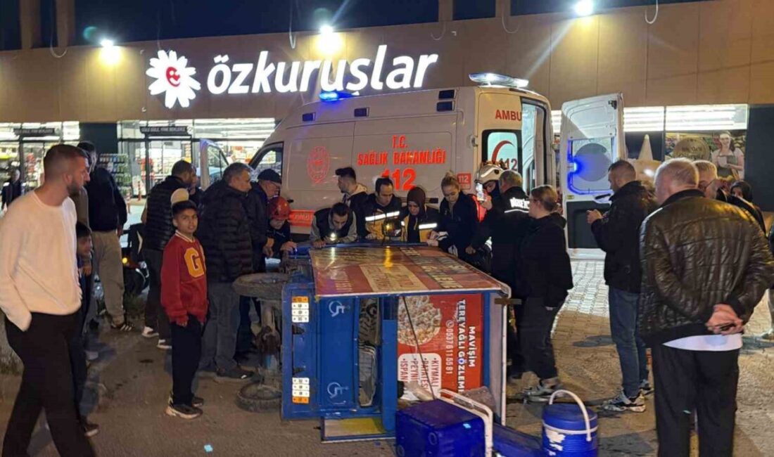 Düzce’de Elektrikli Araç Kaldırıma Çıktığı Anda Devrildi, Sürücü Yaralandı Düzce'de D-100 karayolu'nda İsmail E. yönetimindeki elektrikli araç, kaldırıma çıkarken