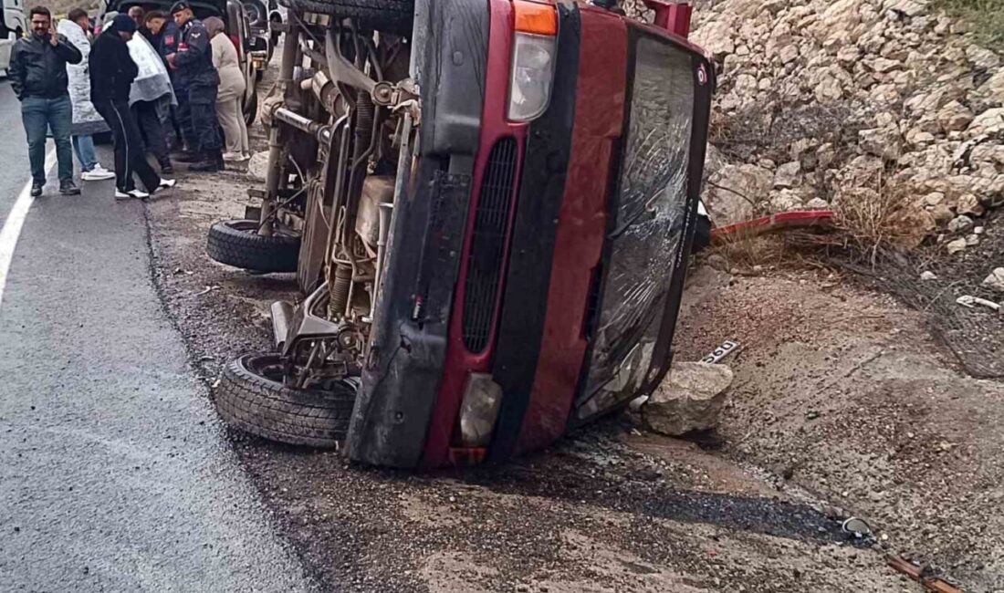 Karabük’ün Eskipazar ilçesinde, T.T. yönetimindeki kamyonet virajda kontrolden çıkarak su