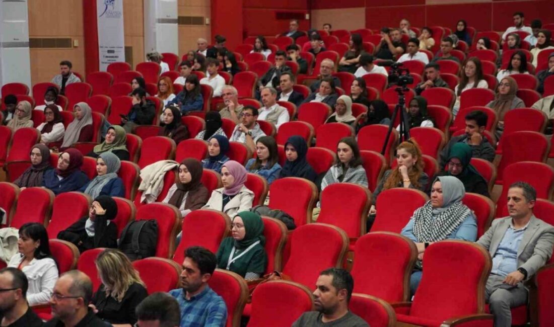 Karabük Üniversitesi'nde, Gazze'deki insani krize dikkat çekmek amacıyla "Gazze'de Çocuk