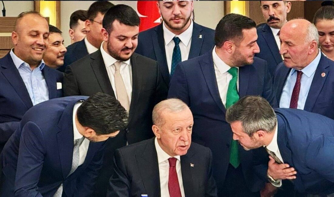 Karabük Belediye Başkanı Özkan Çetinkaya, AK Parti Genel Merkezi'nde Cumhurbaşkanı