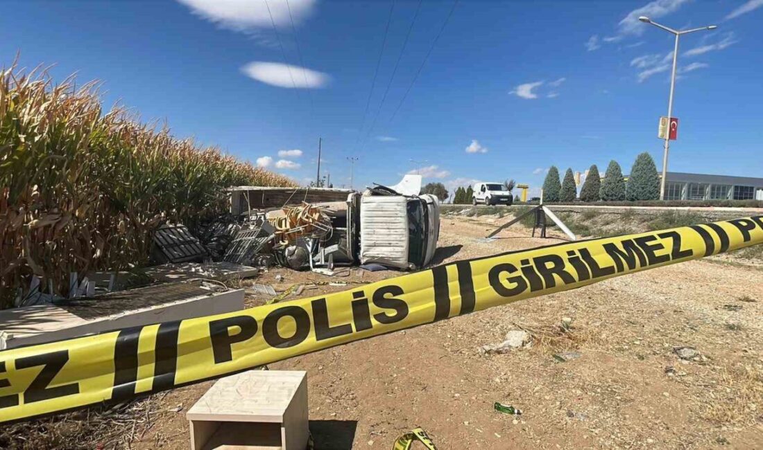 Karaman'da 27 yaşındaki B.Y. idaresindeki eşya yüklü kamyonet, direksiyon hakimiyetinin