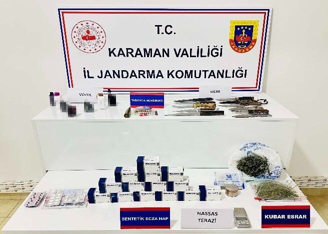 Karaman'da jandarma operasyonlarında 29 kişi gözaltına alınırken, 6 kişi tutuklandı.