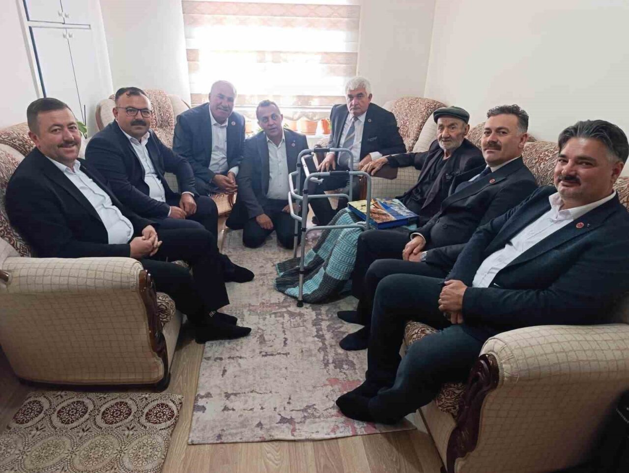 Karapınar'da 19 Ekim Muhtarlar Günü nedeniyle eski muhtar Mustafa Korkusuz