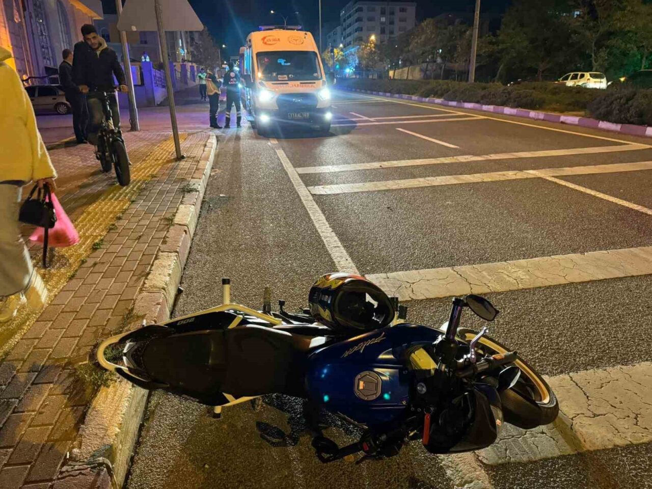 Bilecik'te Bahçelievler Mahallesi'nde meydana gelen kazada, Berat T. yönetimindeki motosiklet,