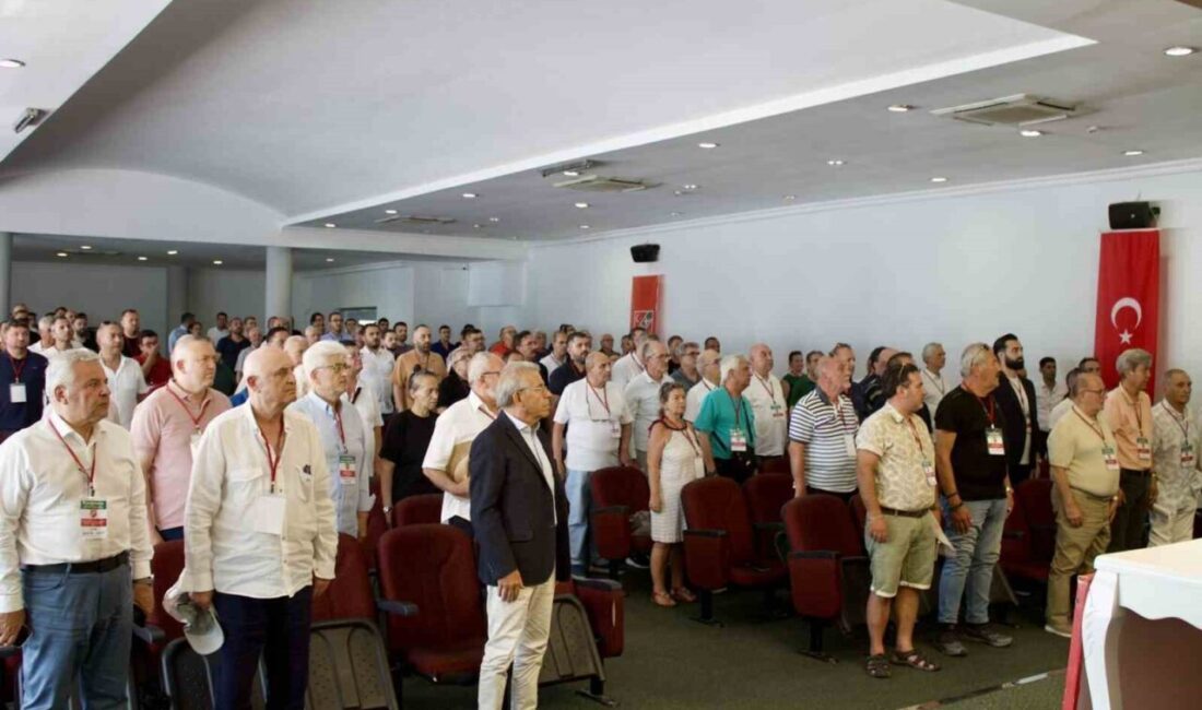 Karşıyaka Spor Kulübü, 6 Yıllık Borcu Olan Üyelerini Uyararak Üyelikten Atma Sürecini Başlattı Karşıyaka Spor Kulübü, 6 yıldır aidat ödemeyen üyeleri, 30 gün