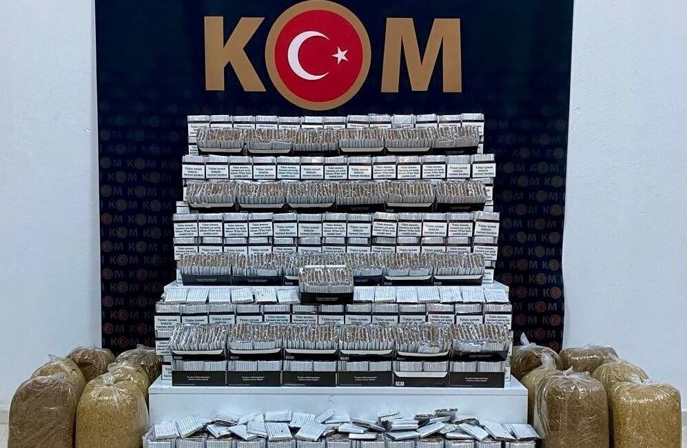 Kars'ta gerçekleştirilen operasyonda, polise ait Kaçakçılık ve Organize Suçlarla Mücadele