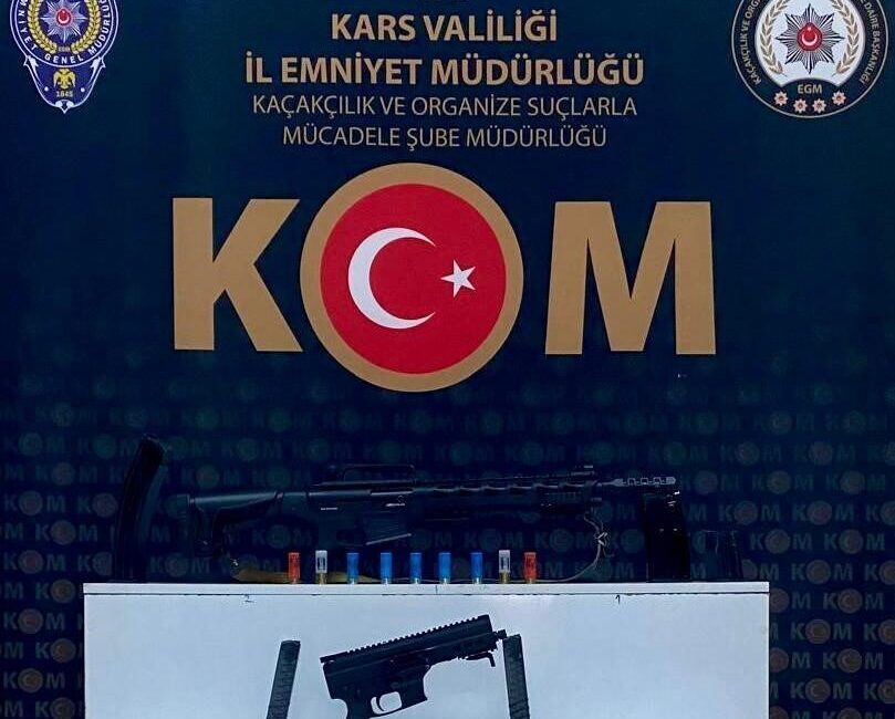 Kars'ta silah ticaretine yönelik operasyonda, uzun namlulu silah ve diğer