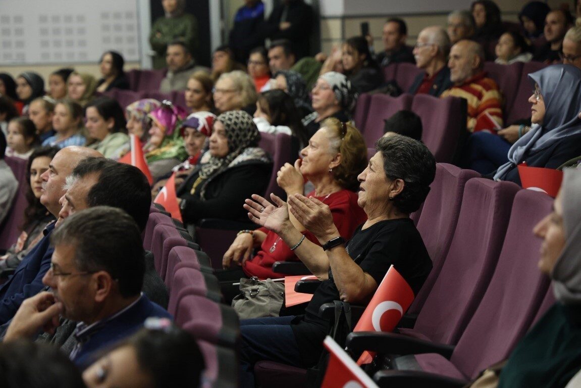 Kartepe Belediyesi, Cumhuriyet'in 102. yılı için "29 Ekim Özel Konseri"