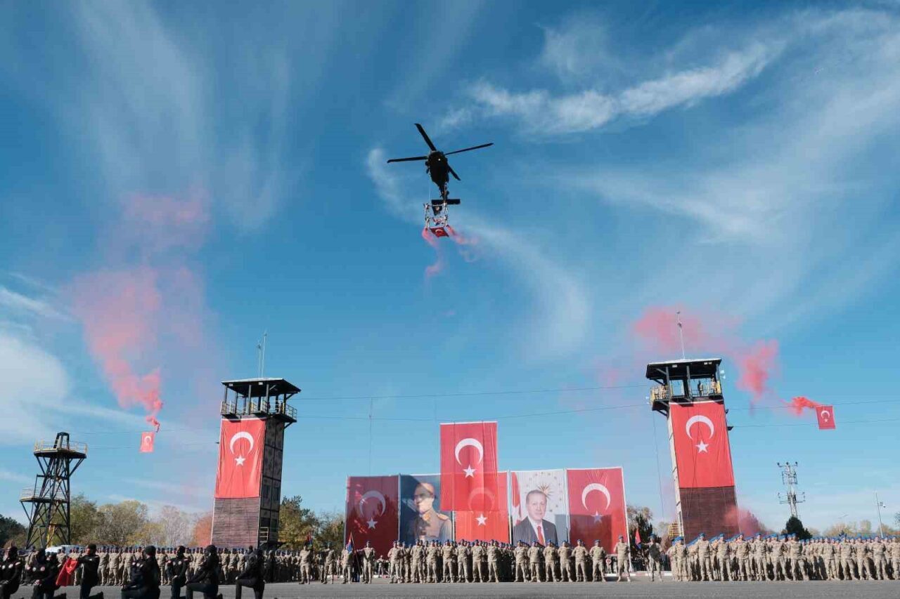 Kastamonu'da düzenlenen yemin töreniyle 2 bin 678 jandarma komando ve